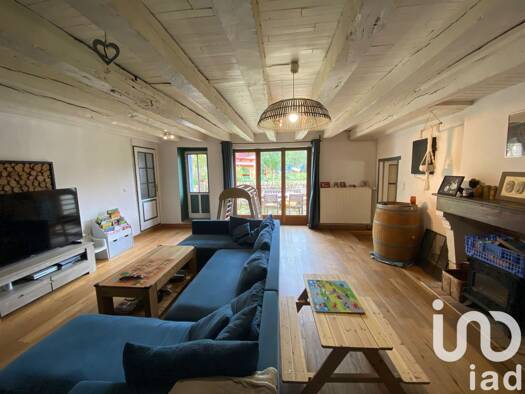 Maison à vendre 157 500 € 8 pièces 4 chambres 175 m² 516 m² de terrain Sanxay 86600