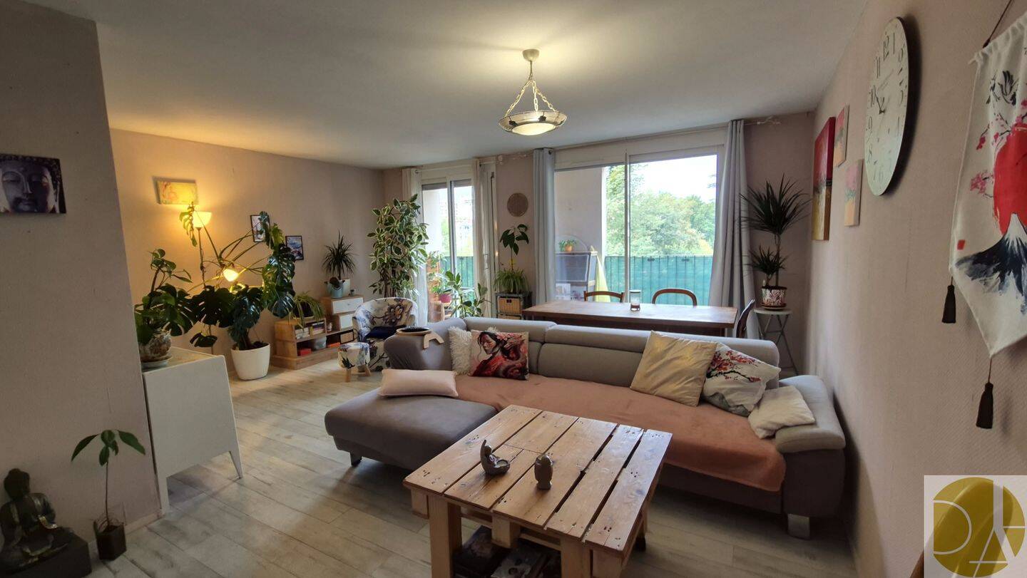 Appartement 4 pièces 90 m² · à Pau · 90,1 m² · 157 000 €