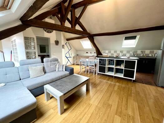 Appartement à vendre 89 000 € 3 pièces 2 chambres 65,4 m² Étage 2/2 Route d'Orleans Pithiviers 45300