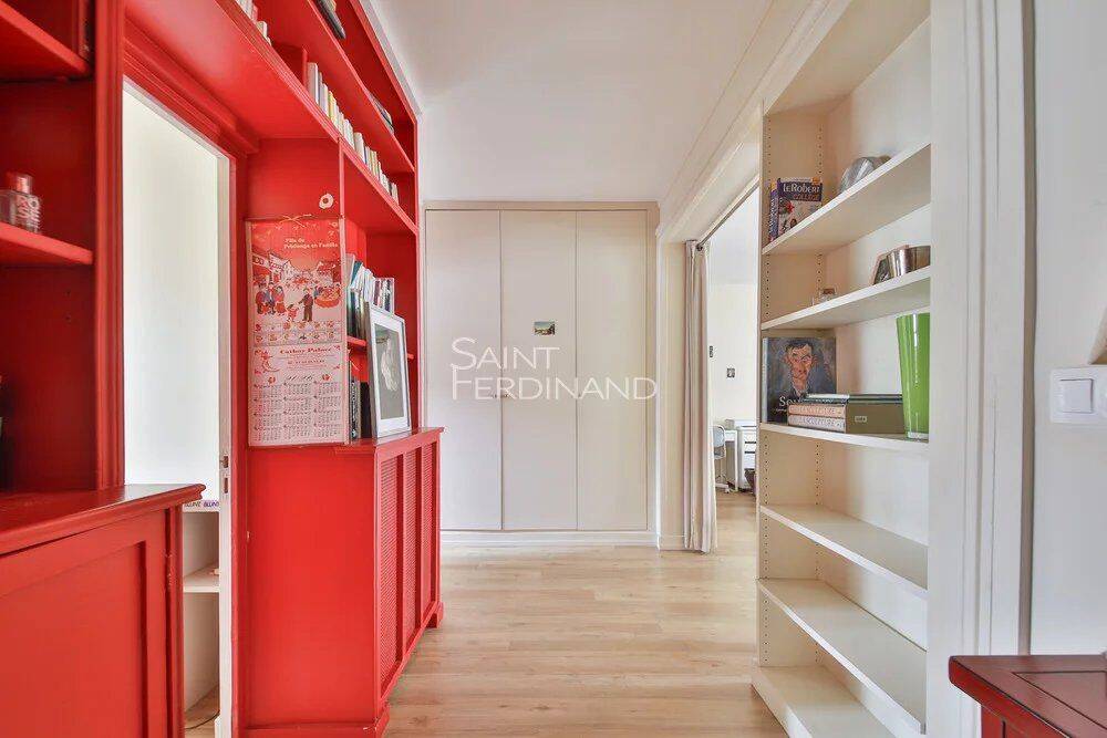 Appartement 2 pièces 54 m² · à Paris 16ème Arrondissement · 54 m² · 570 000 €