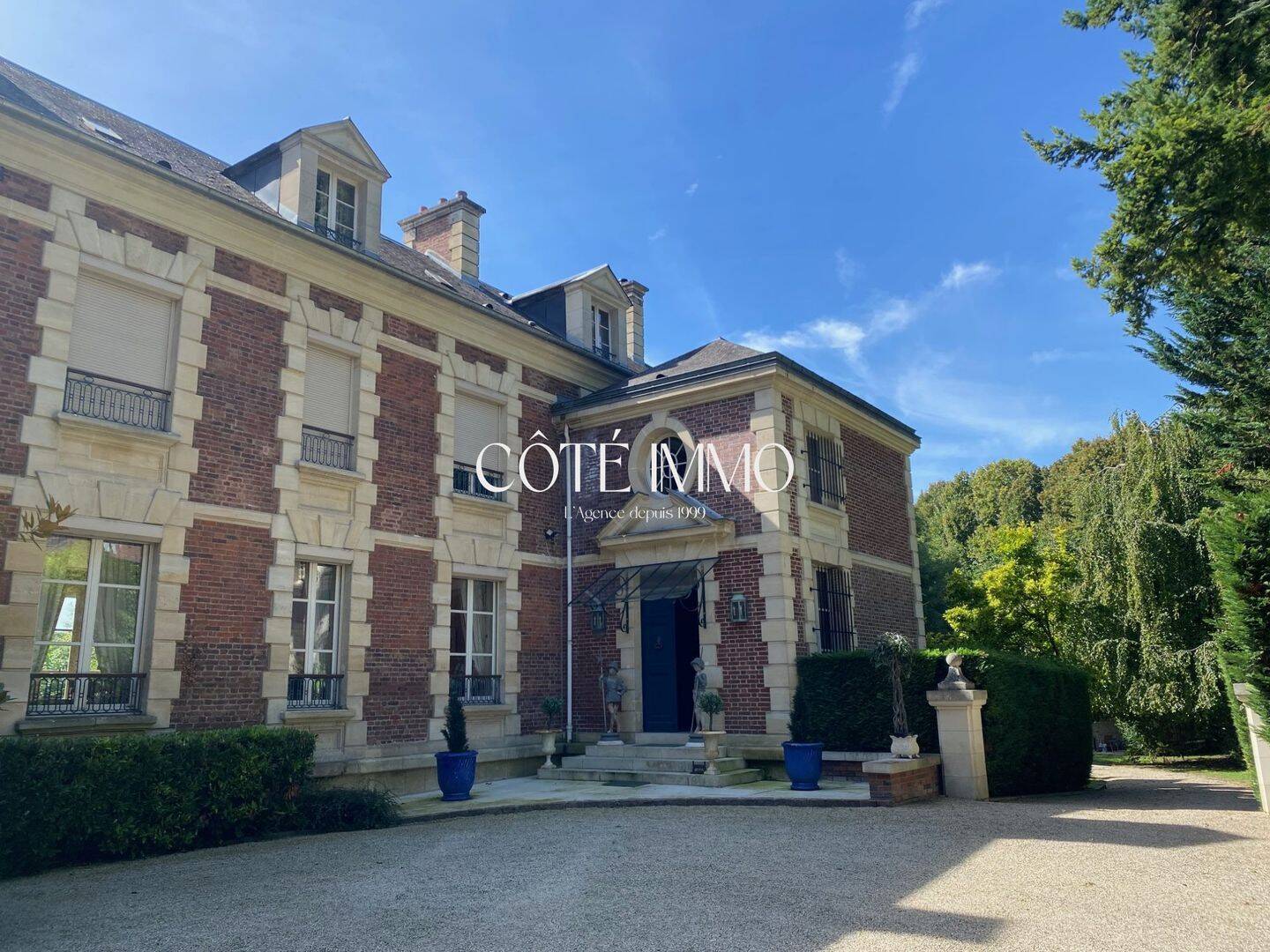 Maison 11 pièces 480 m² · à Gouvieux · 480 m² · 5 000 000 €