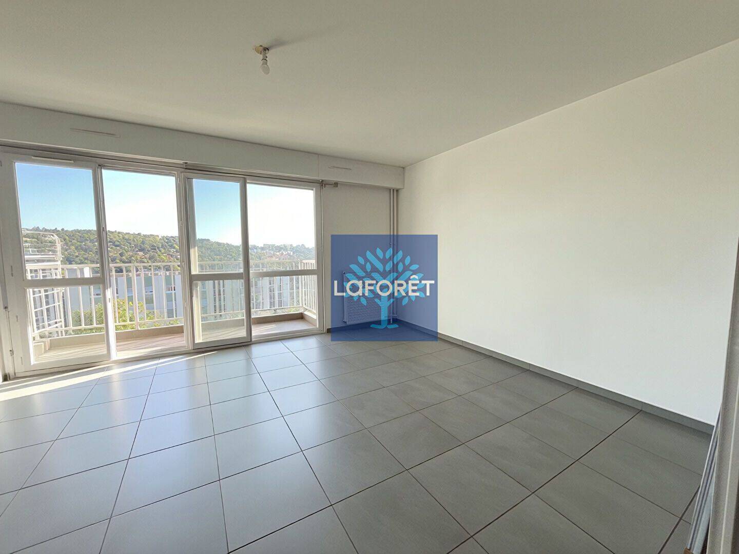 Appartement 3 pièces 68 m² · à Oullins-Pierre-Bénite · 68,1 m² · 1 090 €/mois