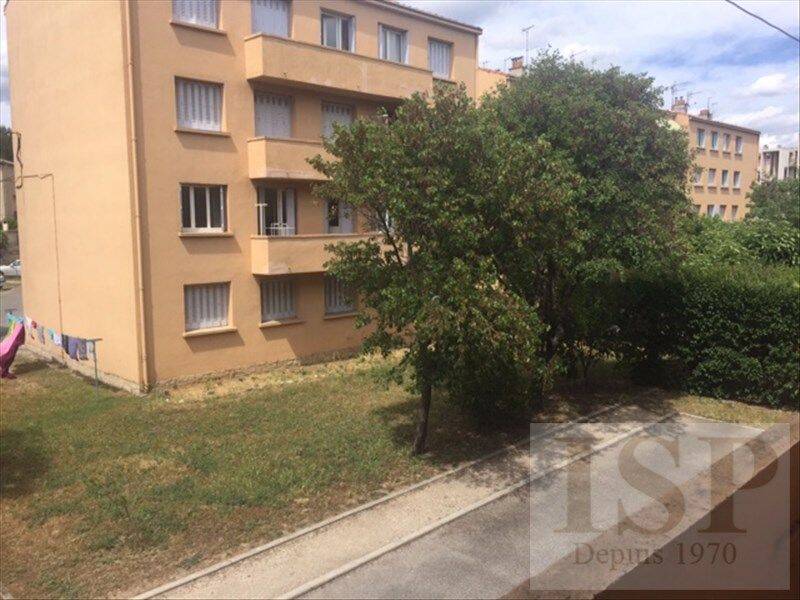 Appartement 3 pièces 53 m² · à Aix-en-Provence · 53 m² · 826 €