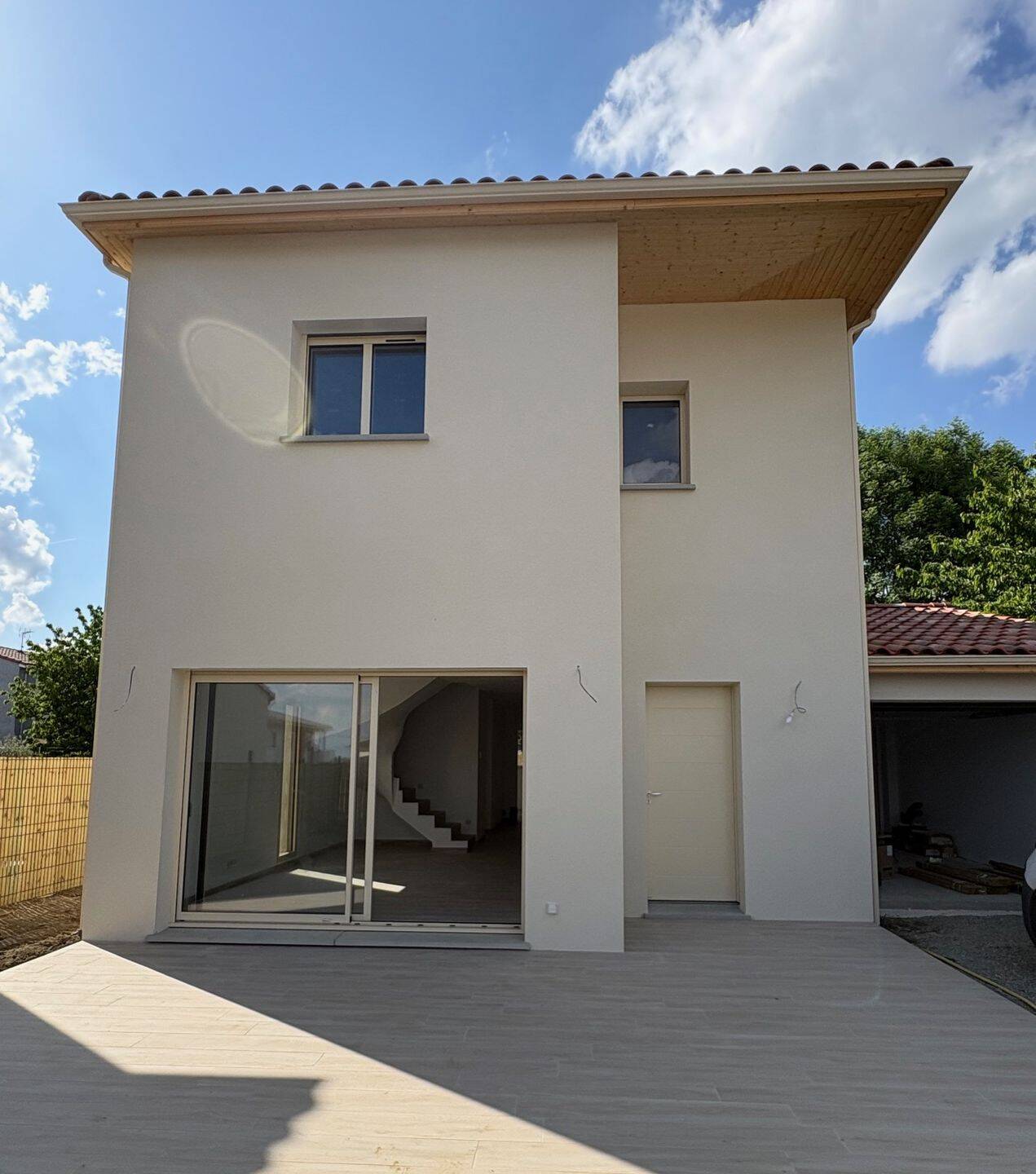 Maison 5 pièces 140 m² · à Frouzins · 140 m² · 382 000 €