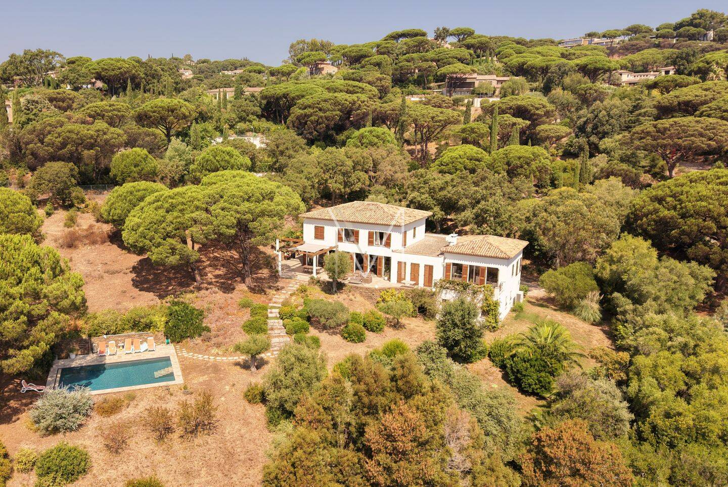 Maison 7 pièces 300 m² · à La Croix-Valmer · 300 m² · 5 400 000 €