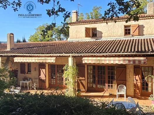 Maison à vendre 449 000 € 4 pièces 2 chambres 130 m² 3 955 m² de terrain Néoules 83136