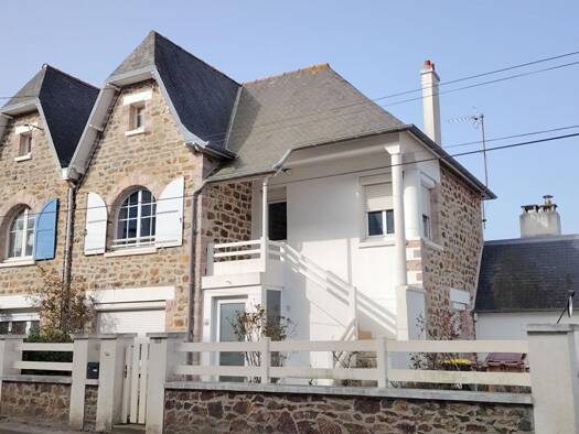 Maison à vendre 441 000 € 5 pièces 3 chambres 106 m² 451 m² de terrain Pléneuf-Val-André 22370
