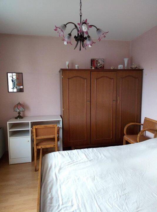 Appartement 1 pièce 13 m² · à Bourges · 13 m² · 350 €/mois