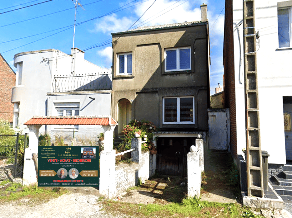Maison 8 pièces 152 m² · à Leval · 152 m² · 80 000 €