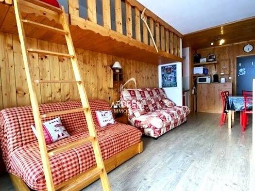 Studio à vendre 69 000 € 1 pièce 22 m² Étage 9/10 Le Corbier 73300