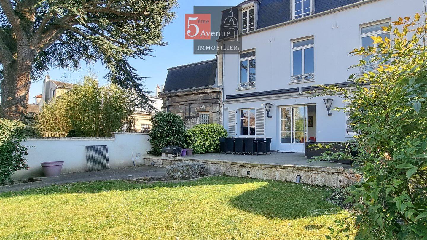 Appartement 5 pièces 146 m² · à Chantilly · 146 m² · 1 059 000 €
