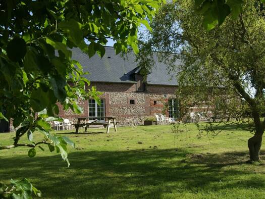 Maison à louer 1 400 € 5 pièces 3 chambres 165 m² 165 m² de terrain Bretteville-du-Grand-Caux 76110