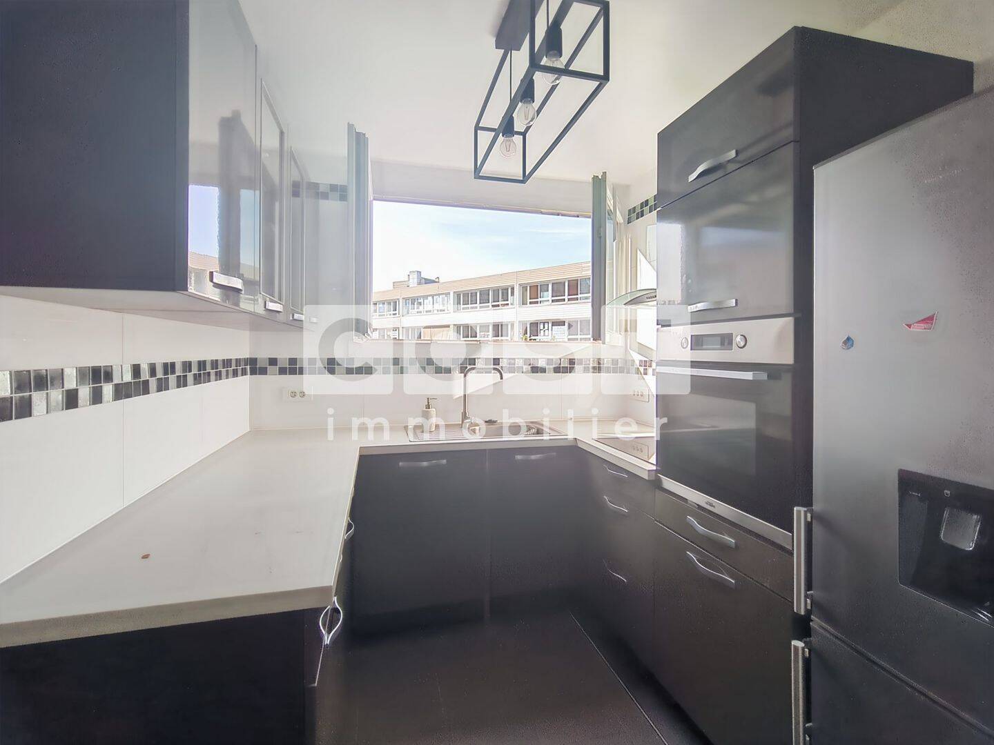 Appartement 3 pièces 63 m² · à Asnières-sur-Seine · 62,7 m² · 1 500 €