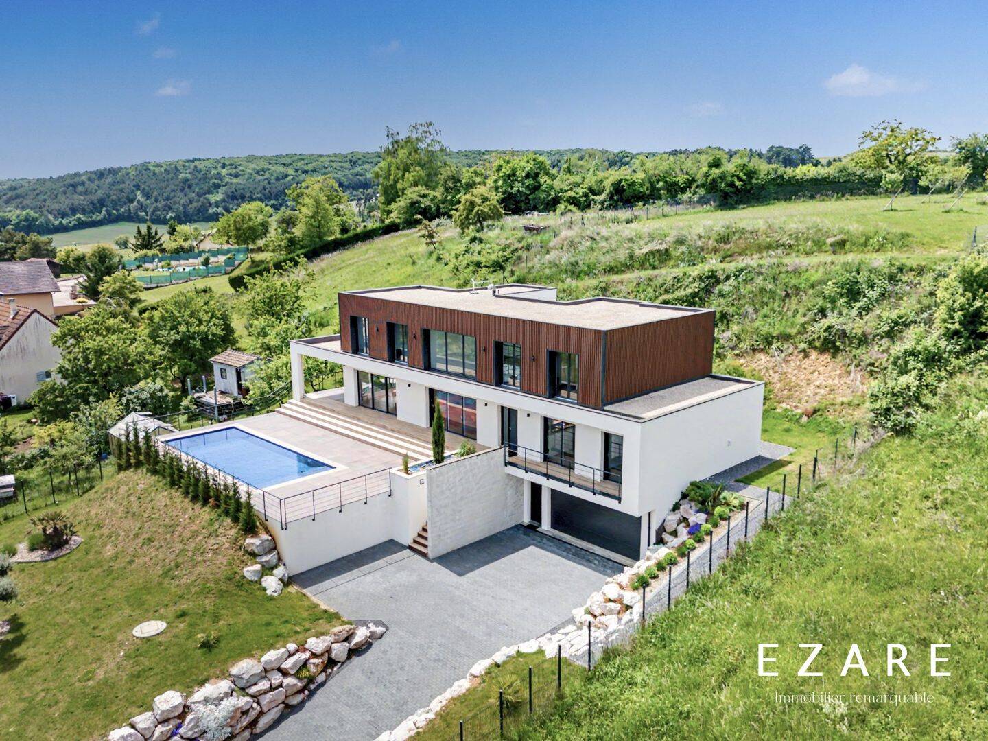 Maison 7 pièces 302 m² · à Beaune · 302 m² · 1 260 000 €