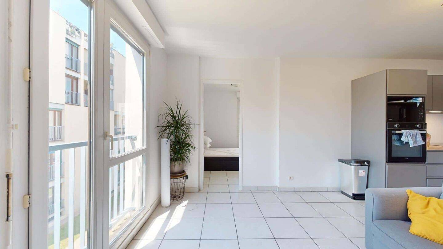 Room in Route de Seysses, Toulouse for 74 m² with 4 bedrooms - C — 10