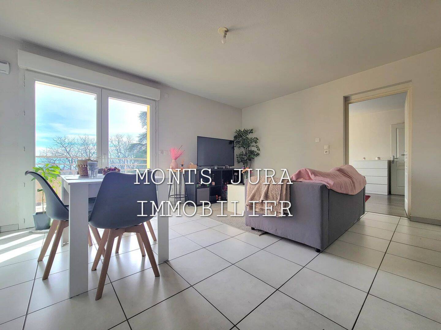Appartement 2 pièces 48 m² · à Gex · 47,6 m² · 228 000 €