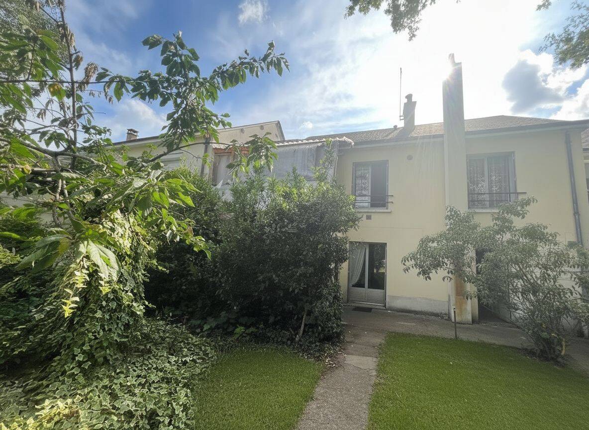 Maison 1 pièce 101 m² · à Joué-lès-Tours · 101,1 m² · 189 950 €