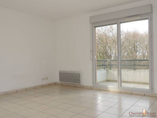 Appartement à louer 697 € 2 pièces 1 chambre 45,6 m² 2ème étage Centre-Saint Bonnet-Muissiat Villefontaine 38090