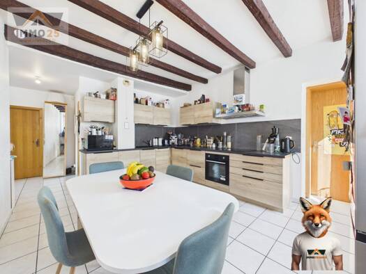 Appartement à vendre 270 000 € 3 pièces 2 chambres 90 m² Étage 1/2 Sud Morteau 25500