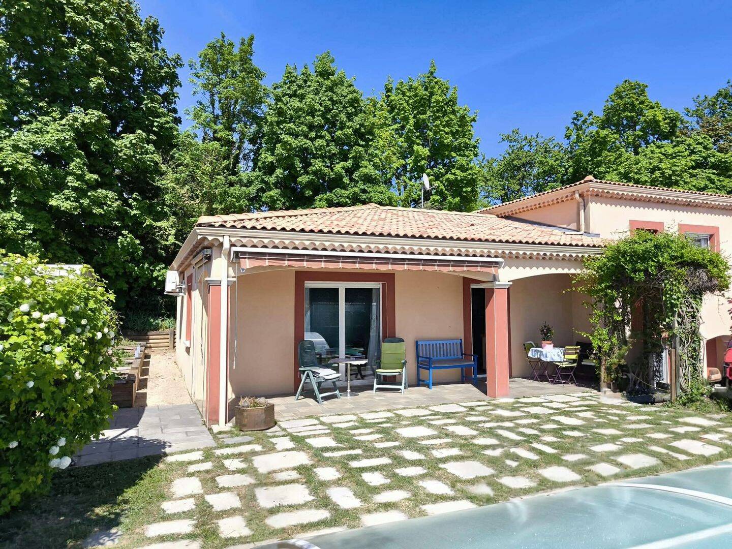 Maison 7 pièces 141 m² · à Étoile-sur-Rhône · 141,2 m² · 428 000 €