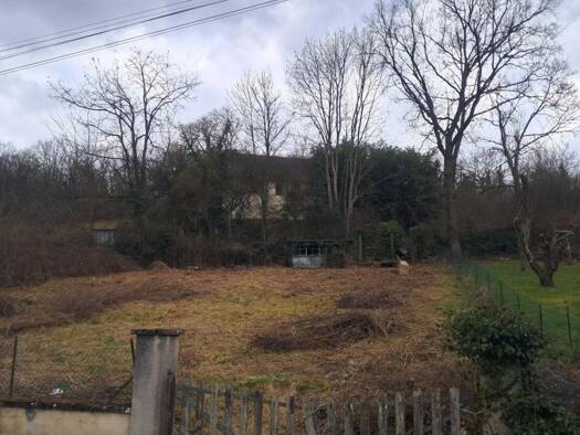 Terrain constructible à vendre 13 000 € 639 m² de terrain Ouest Clamecy 58500