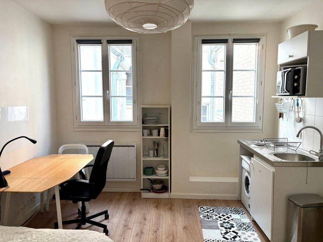 Appartement 2 pièces 18 m² · à Paris 16ème Arrondissement · 18 m² · 830 €