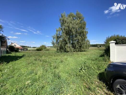 Terrain constructible à vendre 55 000 € 1 612 m² de terrain Amilly 45200