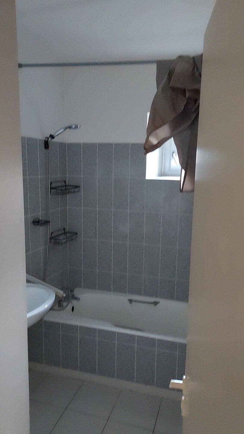 3 pièces 58 m² · à Bourdeaux · 58 m² · 580 €