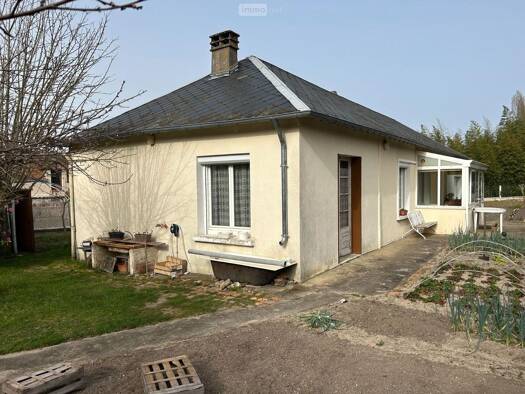Maison de plain-pied à vendre 126 500 € 5 pièces 4 chambres 88,2 m² 5 568 m² de terrain Thoury 41220