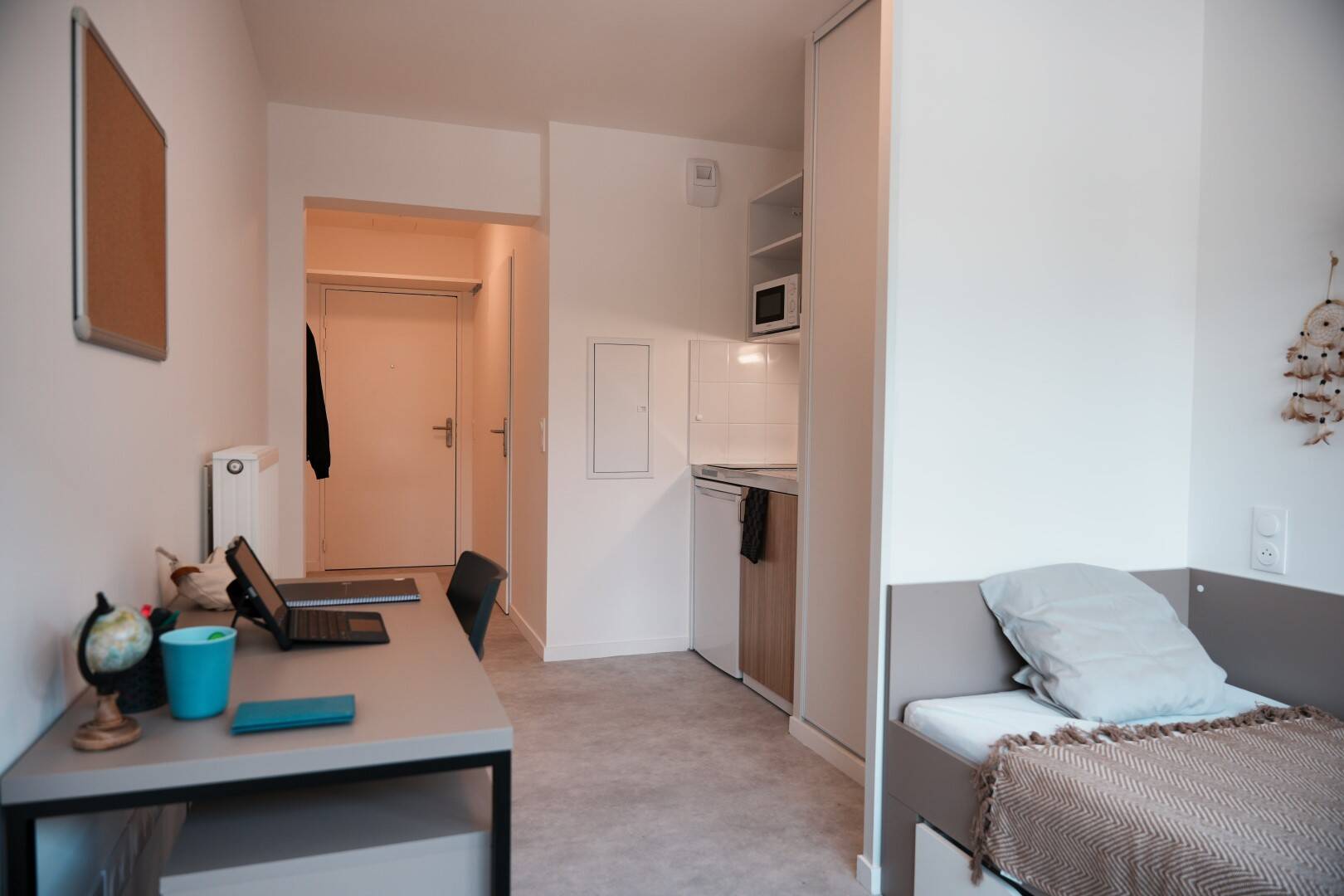 Appartement 1 pièce 28 m² · à Corbeil-Essonnes · 28 m² · 787 €/mois