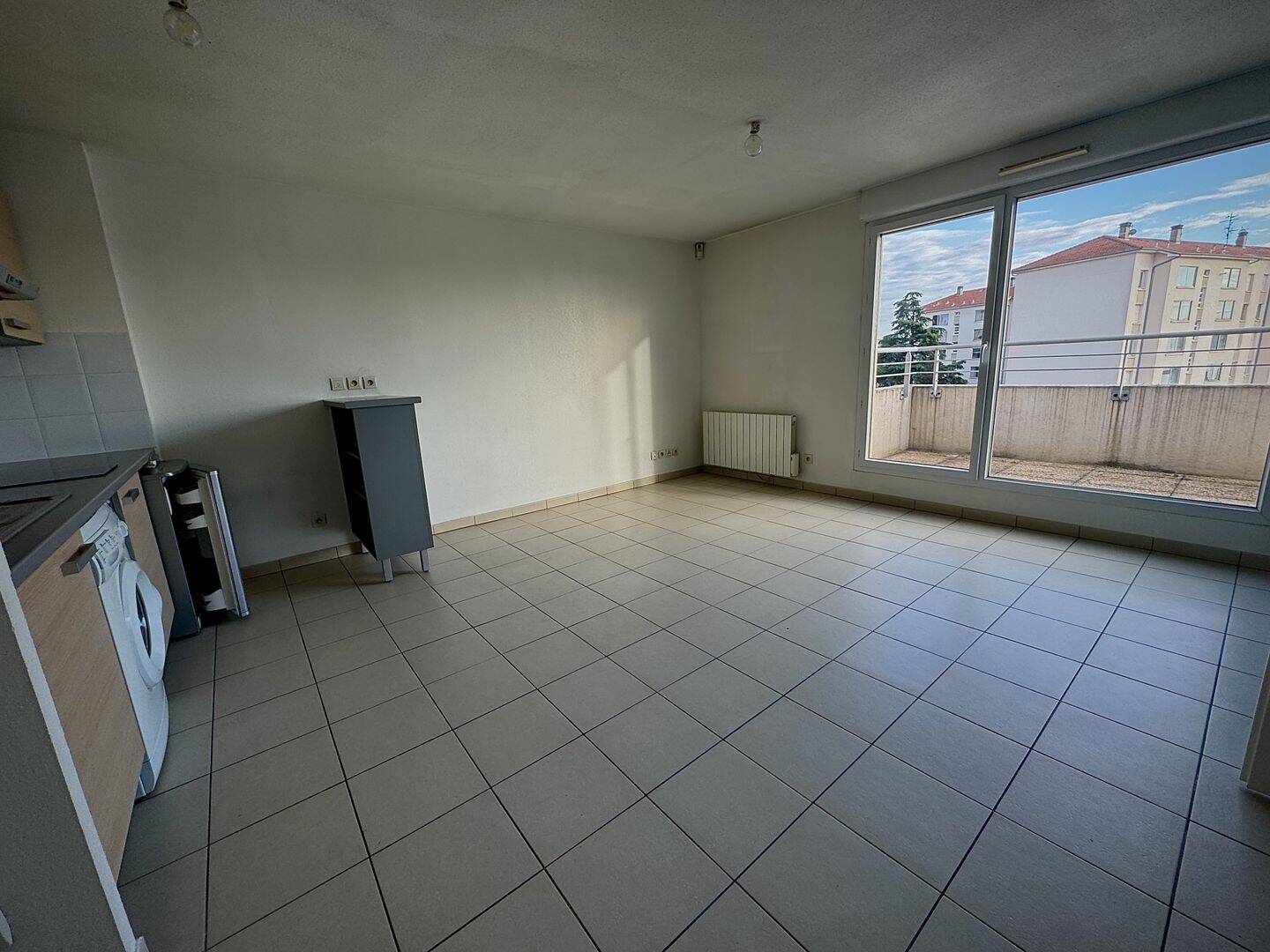 Appartement 2 pièces 42 m² · à Vénissieux · 42,3 m² · 653 €/mois