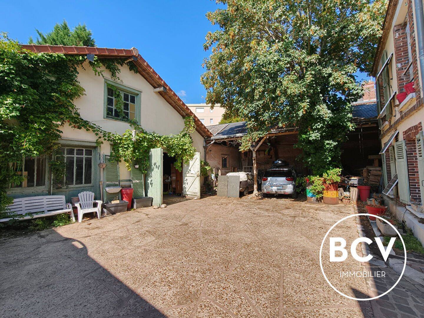 Maison 9 pièces 255 m² · à Chartres · 255 m² · 539 000 €
