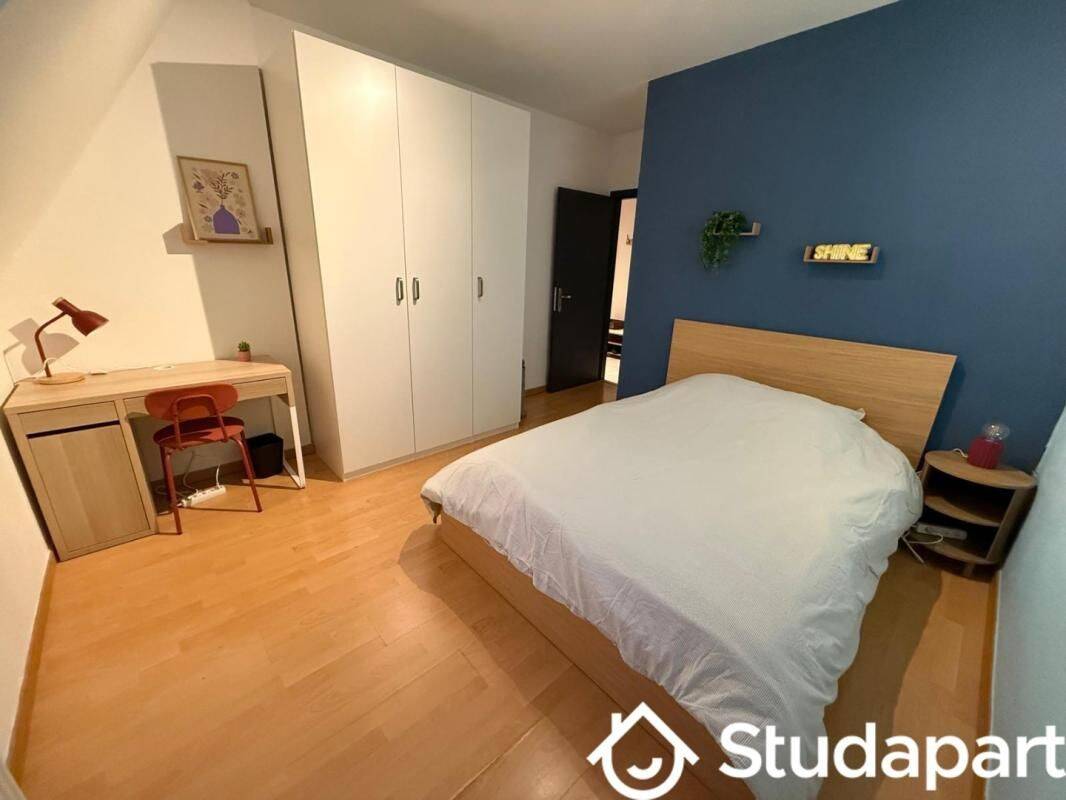 1 pièce 85 m² · à Mulhouse · 85 m² · 400 €