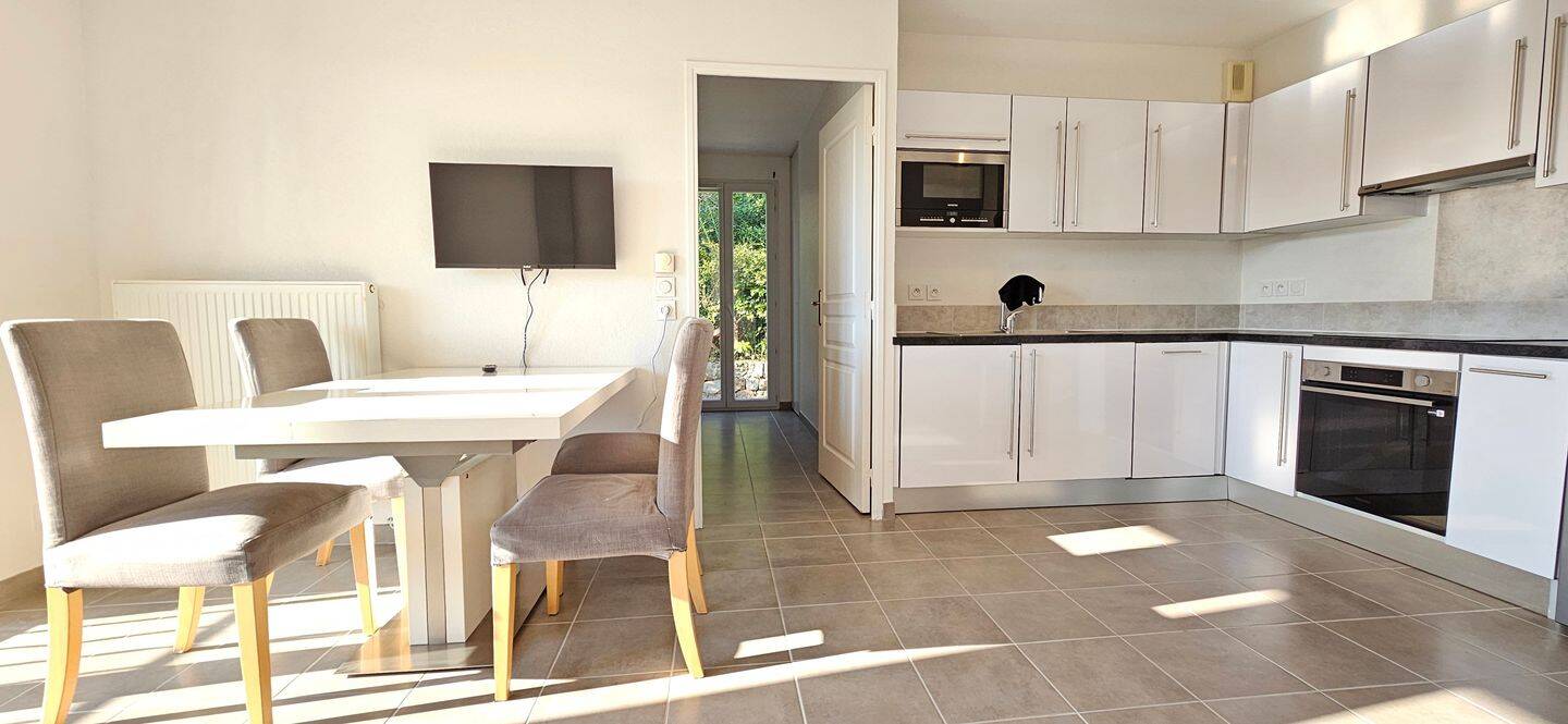 Appartement 2 pièces 40 m² · à Le Rouret · 40 m² · 1 100 €