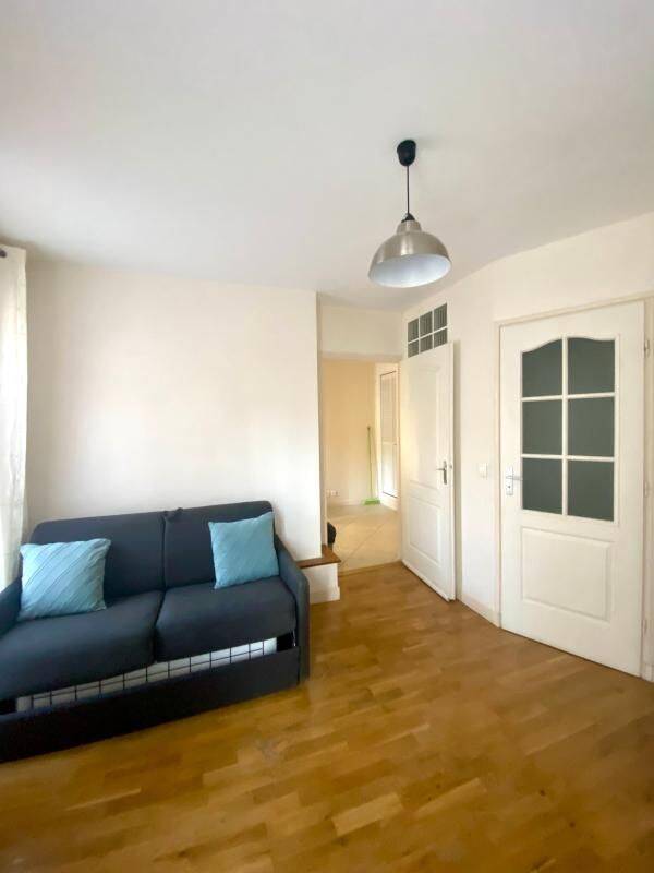 Appartement 1 pièce 23 m² · à Paris 18ème Arrondissement · 22,8 m² · 850 €/mois
