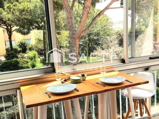 Appartement à vendre 195 000 € 2 pièces 1 chambre 35 m² Étage 1/4 Nord Le Grau-du-Roi 30240