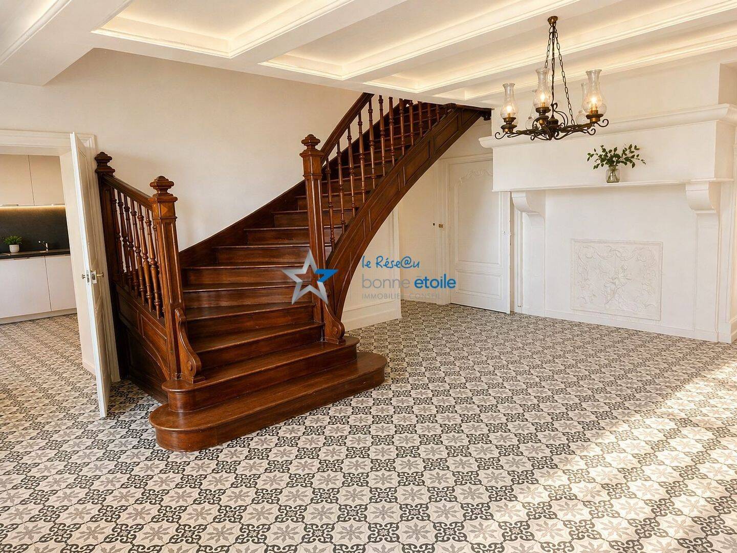 Maison 12 pièces 360 m² · à Breuvannes-en-Bassigny · 360 m² · 310 000 €
