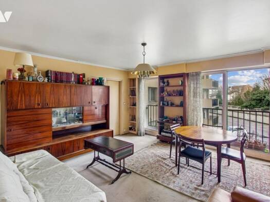 Appartement à vendre 184 000 € 3 pièces 2 chambres 67,3 m² Étage 2/7 Gare Le Bourget 93350