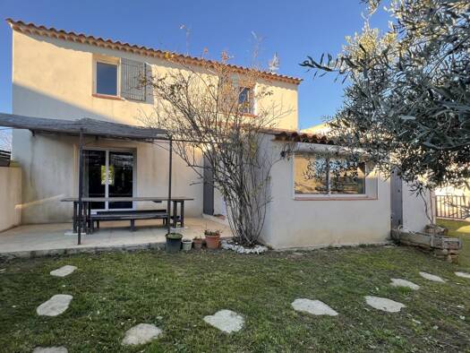 Maison à vendre 475 000 € 6 pièces 5 chambres 150 m² 714 m² de terrain Lauris 84360