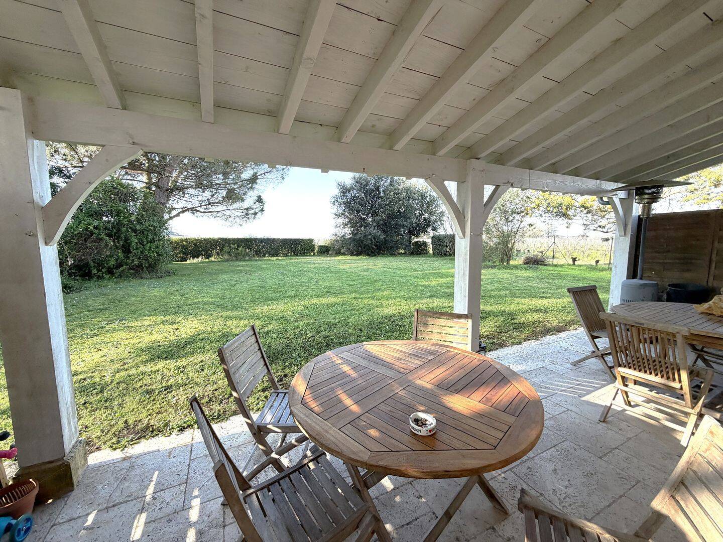 Maison 7 pièces 237 m² · à Saint-Émilion · 237 m² · 595 000 €