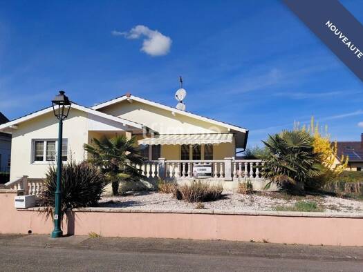 Maison de plain-pied à vendre 325 000 € 4 pièces 2 chambres 94,6 m² 700 m² de terrain Réguisheim 68890