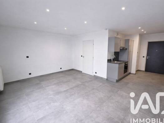 Appartement à vendre 127 000 € 1 pièce 30 m² Étage 1/3 Quincy-sous-Sénart 91480