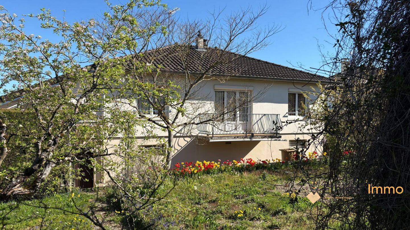 Maison 6 pièces 99 m² · à Bar-sur-Aube · 99 m² · 127 000 €