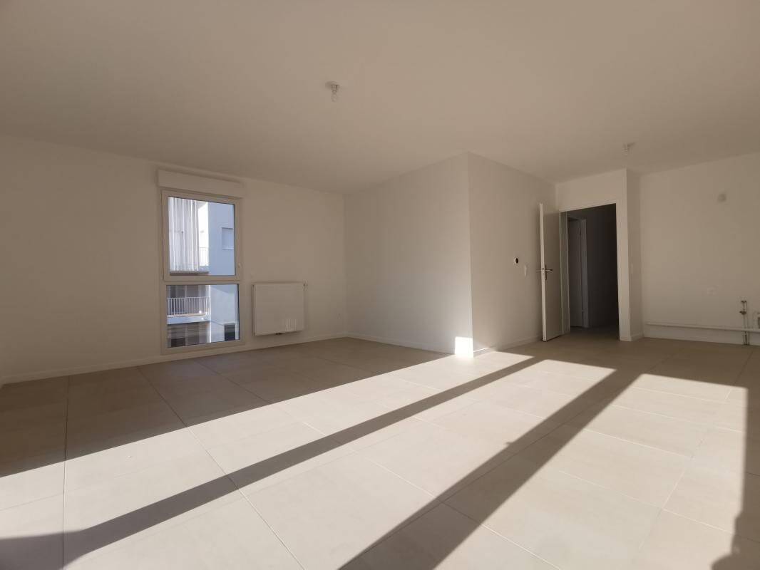 Appartement 4 pièces 84 m² · à La Rochelle · 83,8 m² · 1 229 €/mois