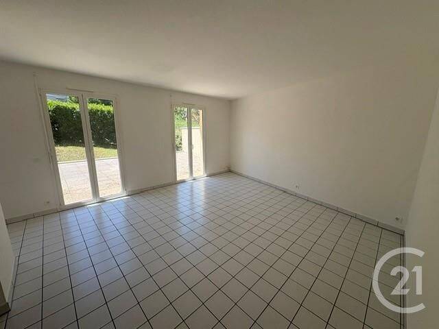 Appartement 4 pièces 87 m² · à Saint-Julien-en-Genevois · 87 m² · 2 100 €