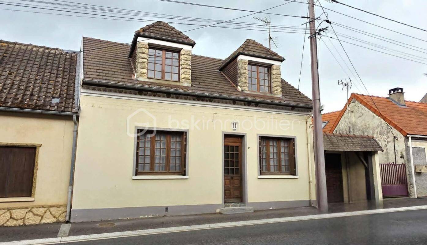 Maison 5 pièces 130 m² · à Guillaucourt · 130 m² · 159 500 €