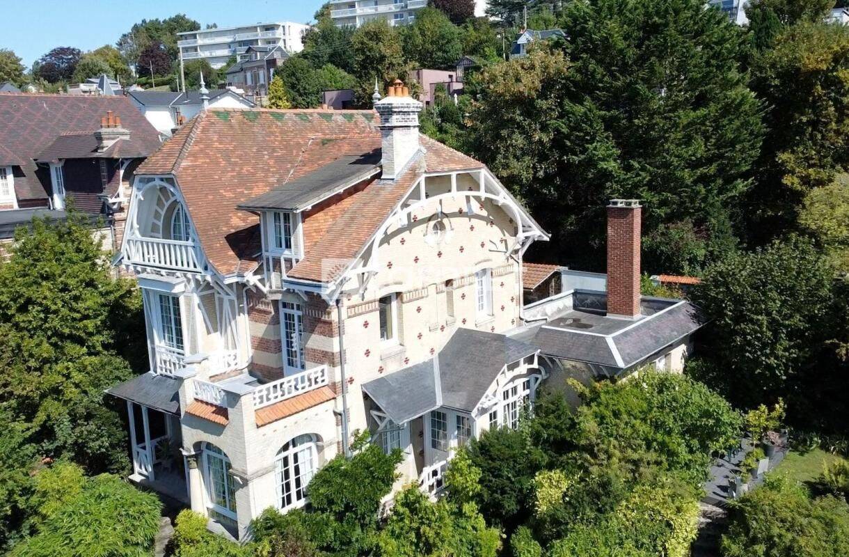 Maison 8 pièces 247 m² · à Sainte-Adresse · 247 m² · 1 150 000 €