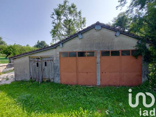 Parking à vendre 34 500 € 63 m² Patornay 39130