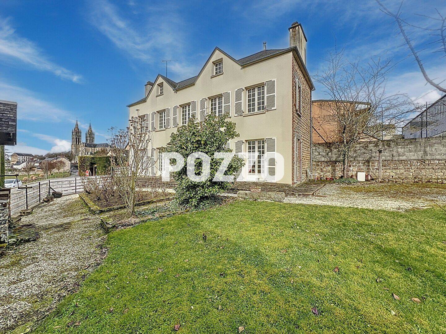 Maison 4 pièces 124 m² · à Saint-Hilaire-du-Harcouët · 124 m² · 149 500 €