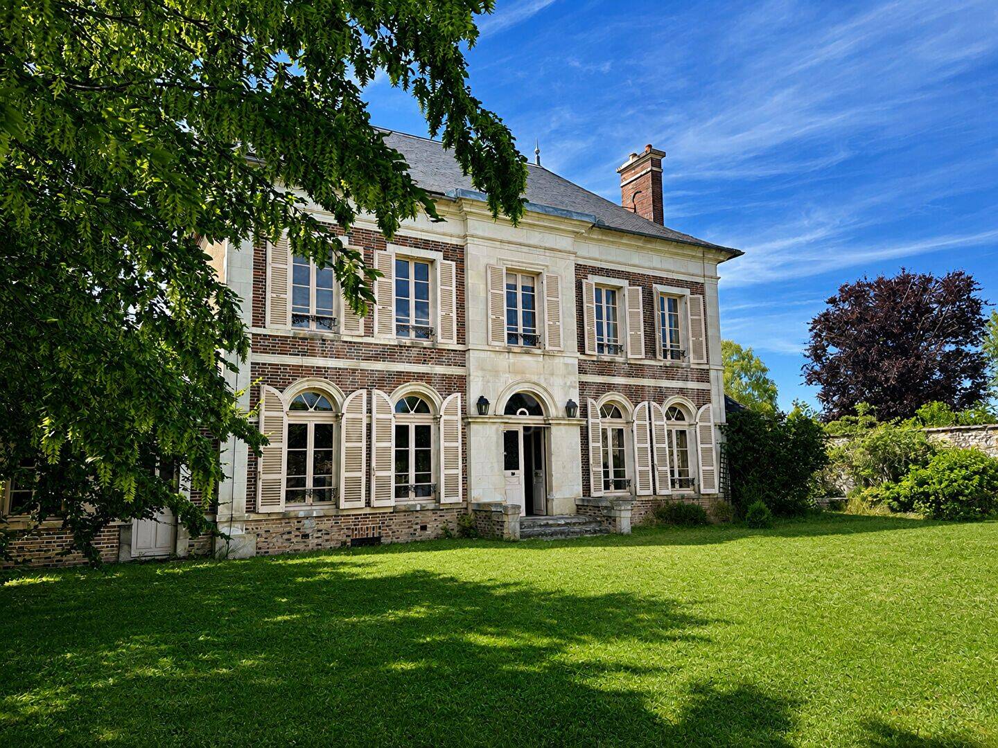 Maison 7 pièces 230 m² · à Joigny · 230 m² · 349 000 €